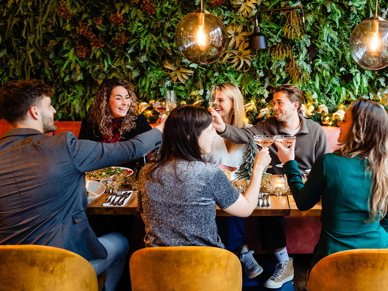604_bedrijfsuitje_groepsuitje_restaurant